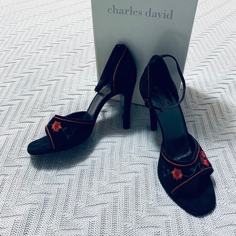 Charles David black embroidered peep toe sandals